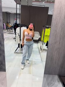 614790595: Chica busca chico en Sevilla