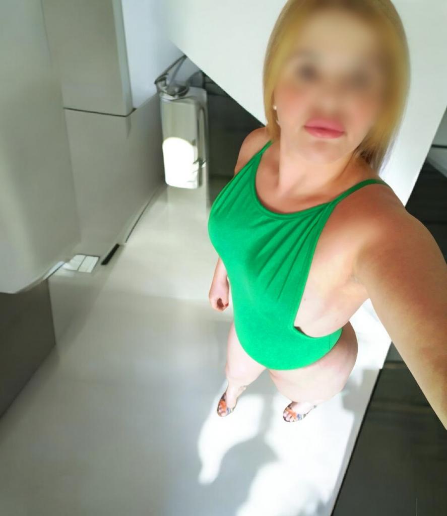 692565260: Chica busca chico en Murcia