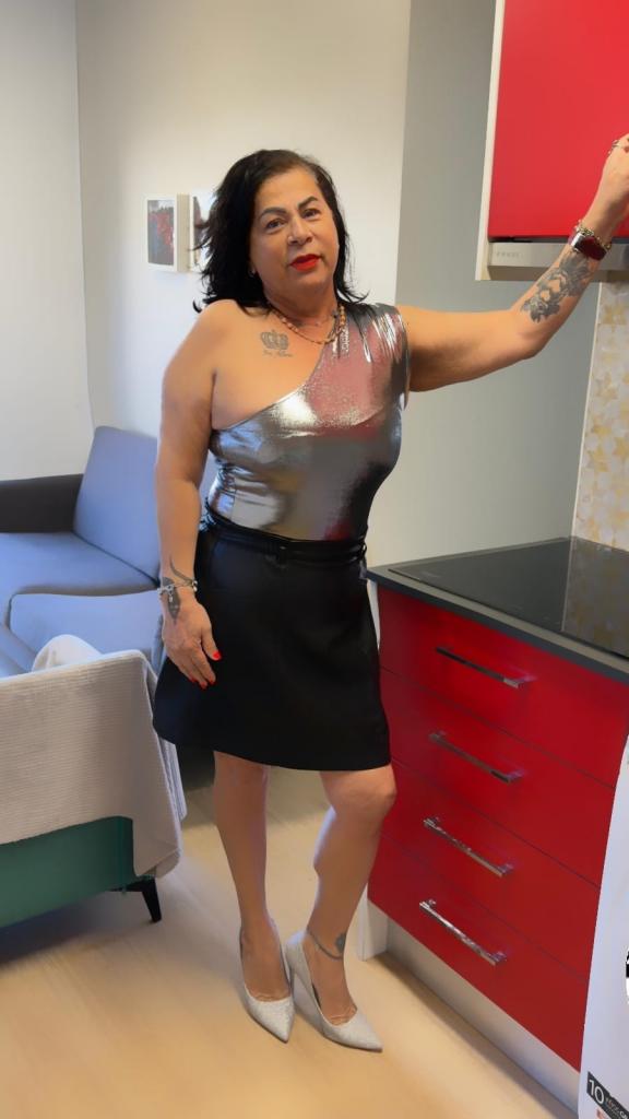 605441210: Chica busca chico en Pontevedra