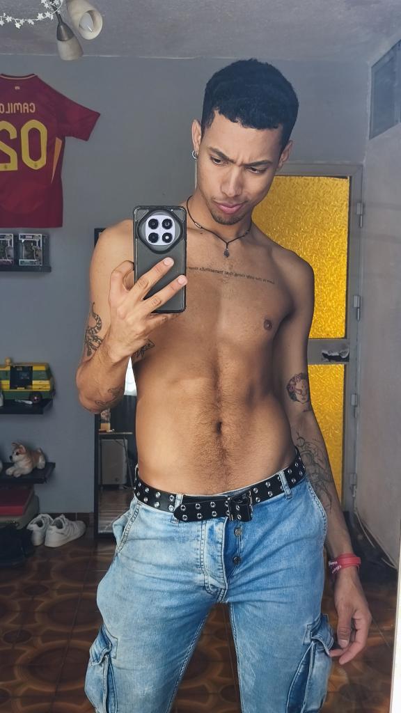 Chico busca chica en Málaga: 