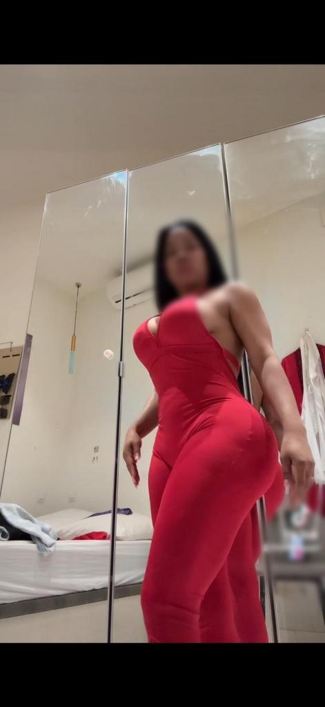 664263735: Chica busca chico en Madrid