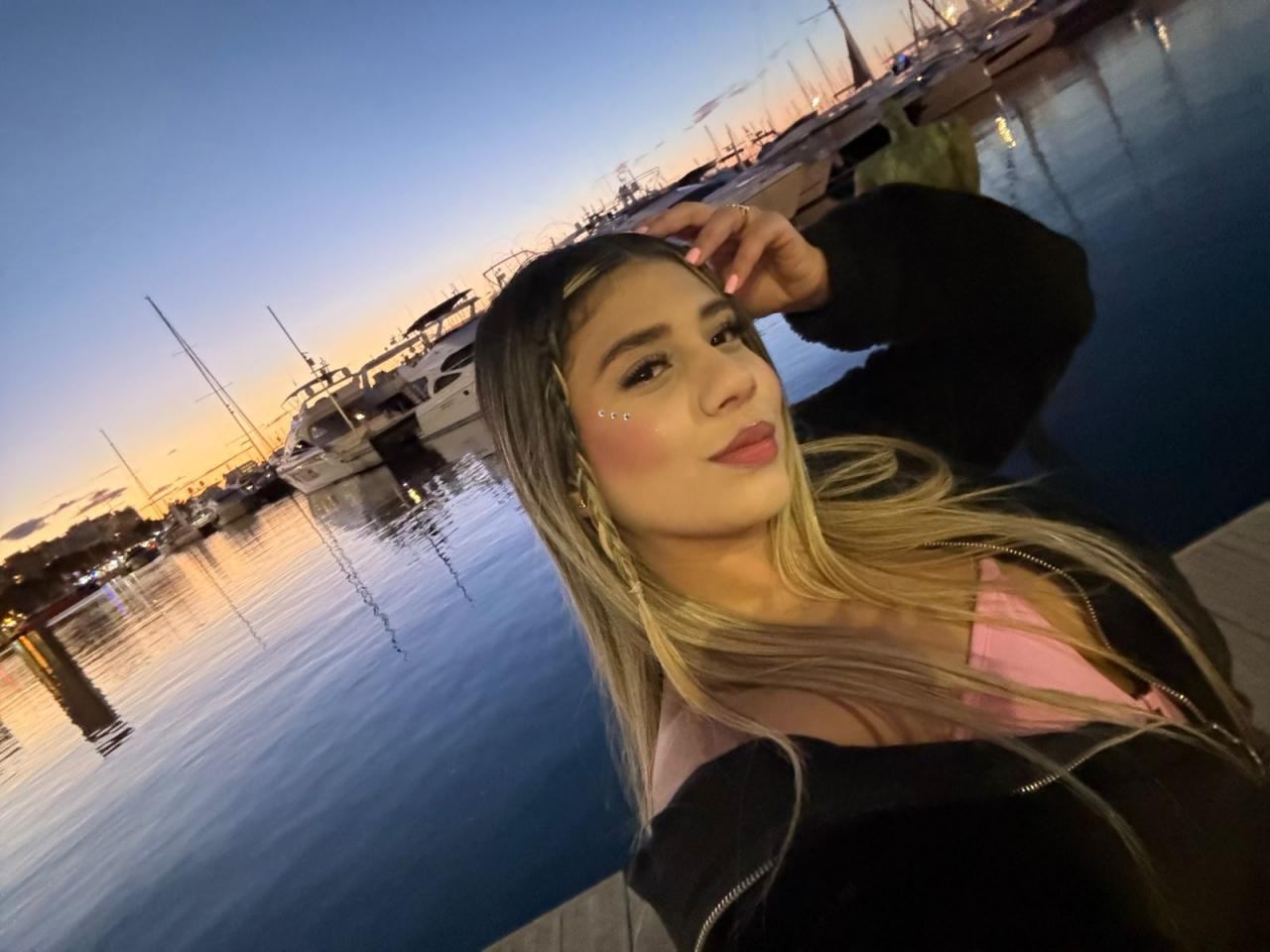 Chica busca chico en Lérida: 