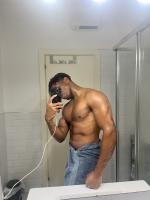 667589328: Chico busca chica en Sevilla