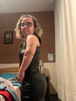 695355217: Chica busca chico en Barcelona