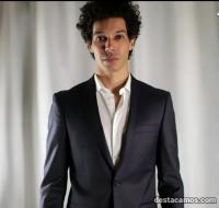 631341045: Chico busca chica en Pontevedra