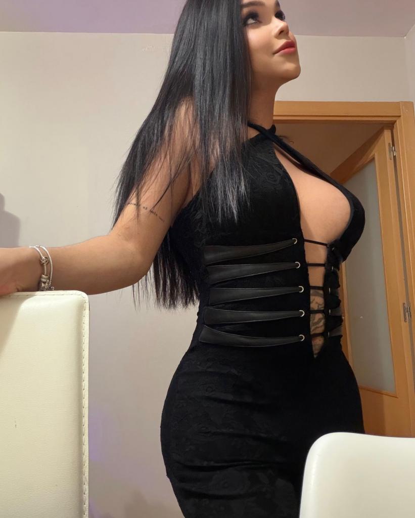 663651273: Travesti en Navarra