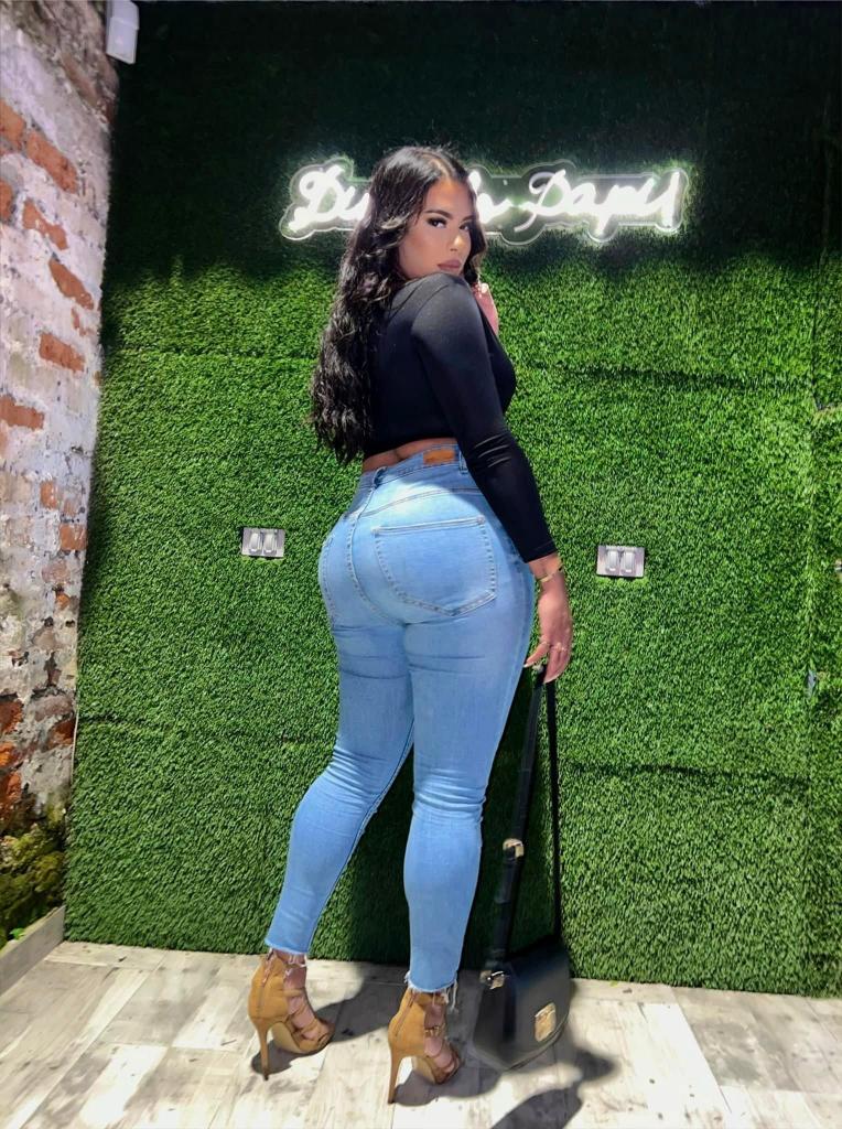 631984295: Travesti en Sevilla