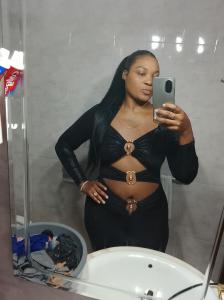 613457236: Chica busca chico en Cantabria