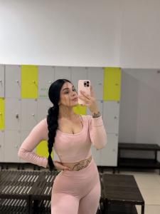 643876585: Chica busca chico en La Coruña