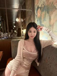 637733285: Chica busca chico en Málaga