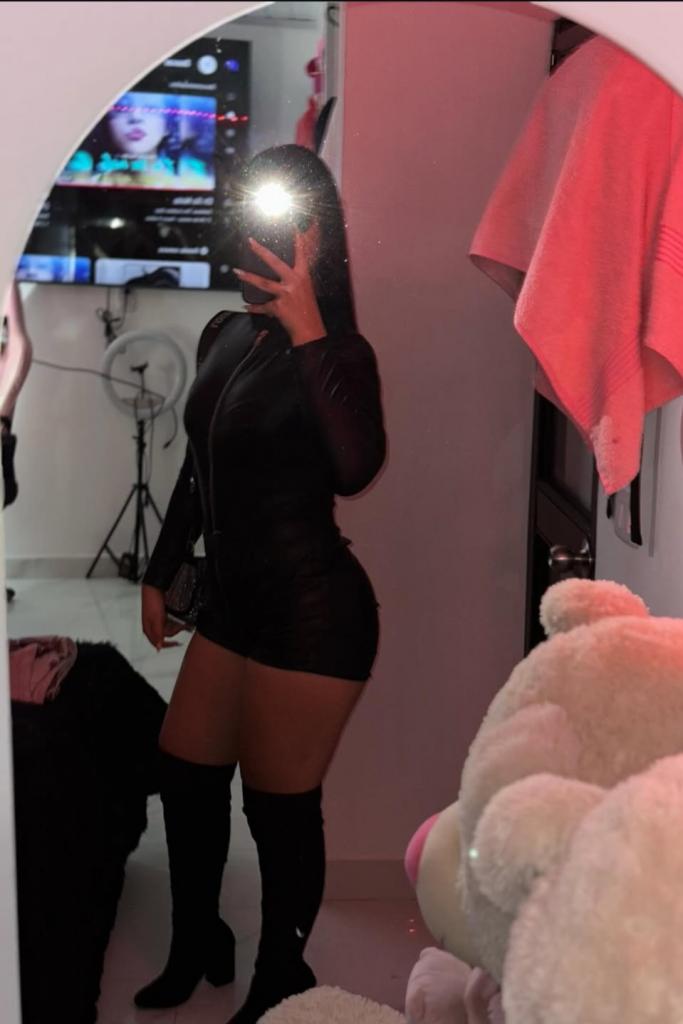 Chica busca chico en Burgos: 