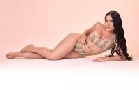 618668292: Chica busca chico en Madrid