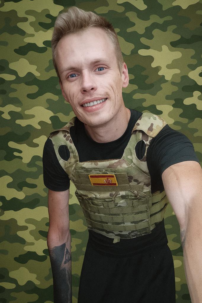 672173794: Chico busca chica en Valencia