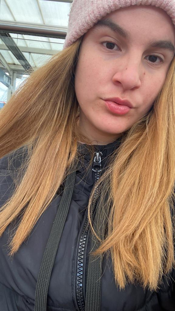 600568133: Chica busca chico en Madrid