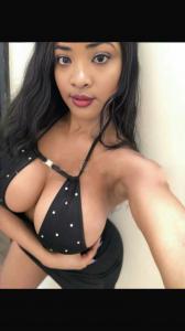 642561484: Chica busca chico en Huelva