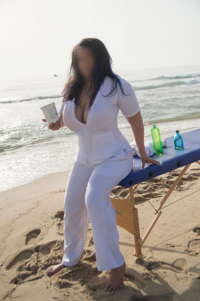 643108453: Chica busca chico en Valencia