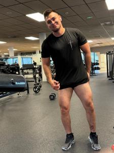 679034217: Chico busca chica en Málaga