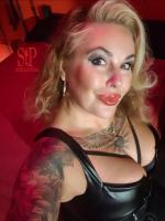 654851421: Chica busca chico en Madrid