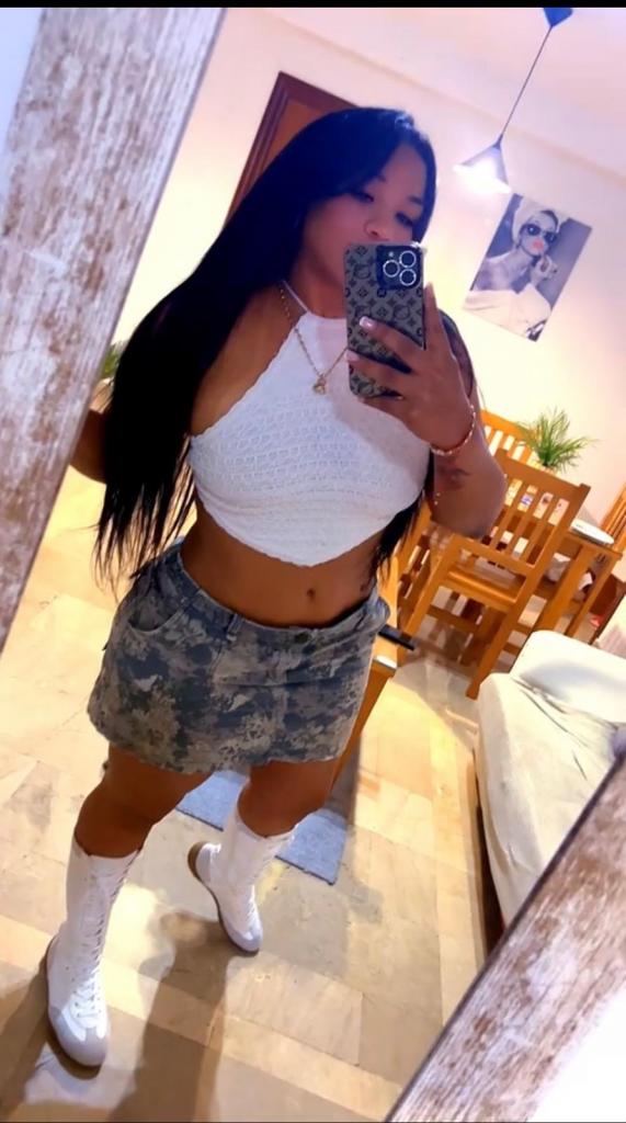 Chica busca chico en Granada: 