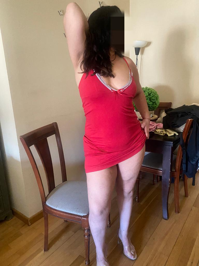 Chica busca chico en Cádiz: 