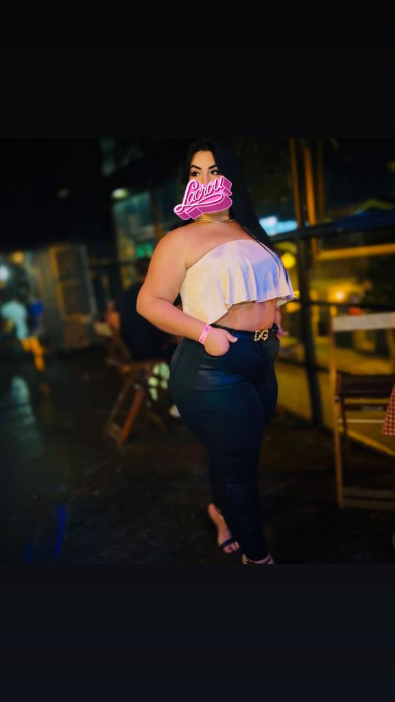 621093611: Chica busca chico en Granada