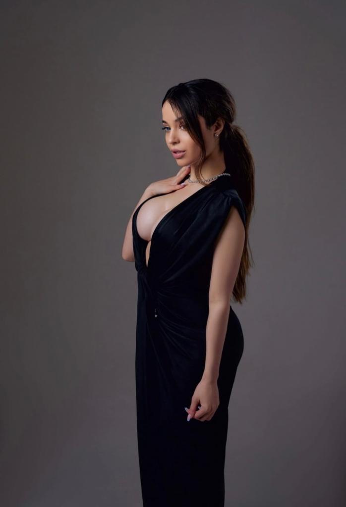 651621908: Chica busca chico en Barcelona