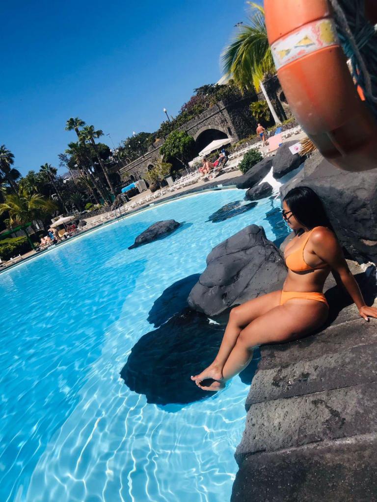 Chica busca chico en Barcelona: 