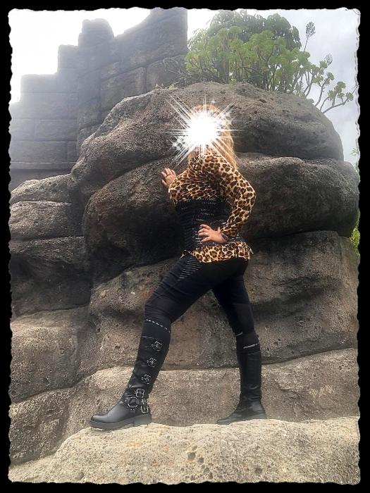 Chica busca chico en Sevilla: 