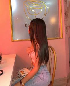 613889552: Chica busca chico en Málaga