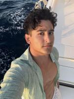 664407620: Chico busca chica en Valencia