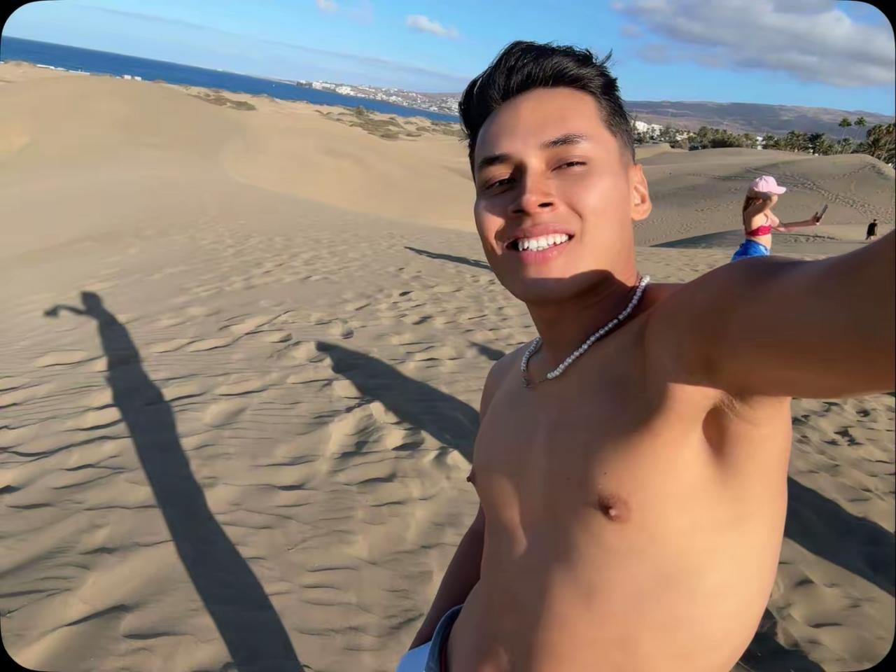 633152670: Chico busca chica en Málaga