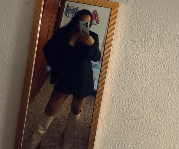 681190979: Chica busca chico en Madrid