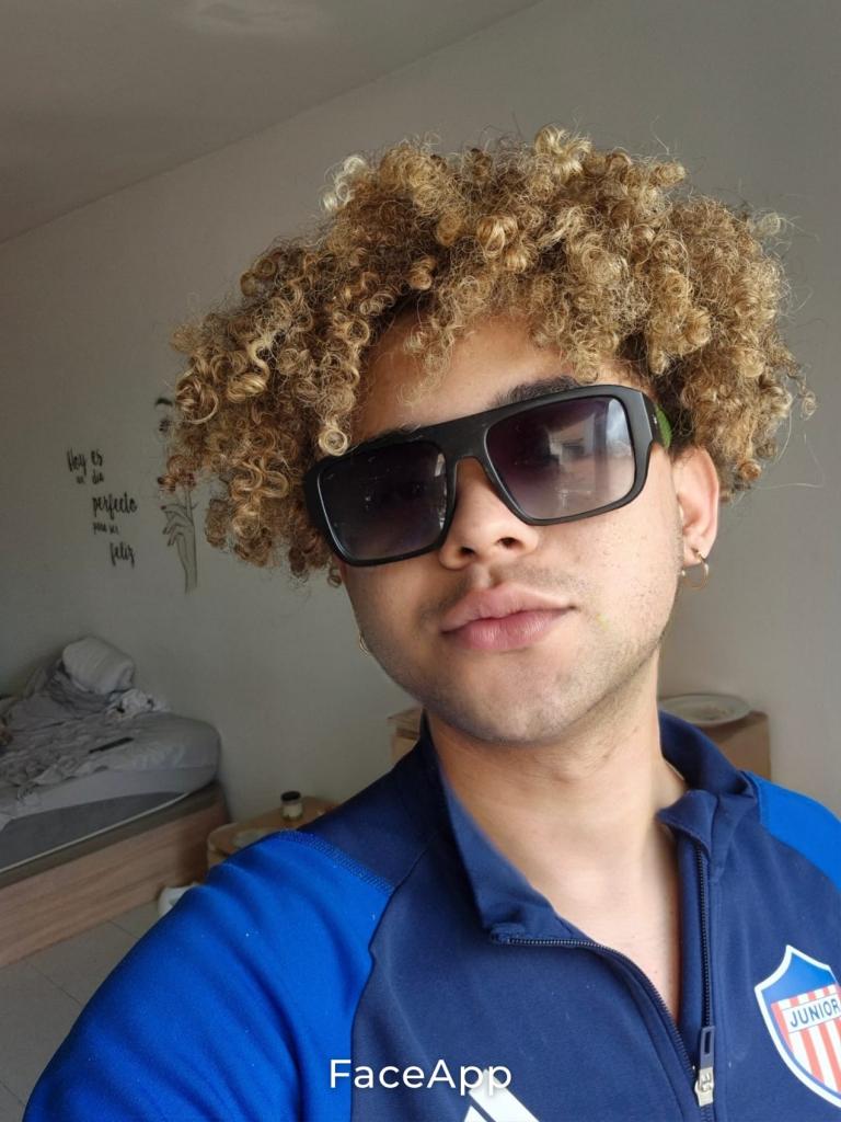 Chico busca chica en Barcelona: 