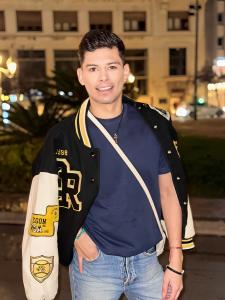 Chico busca chica en Valencia: 