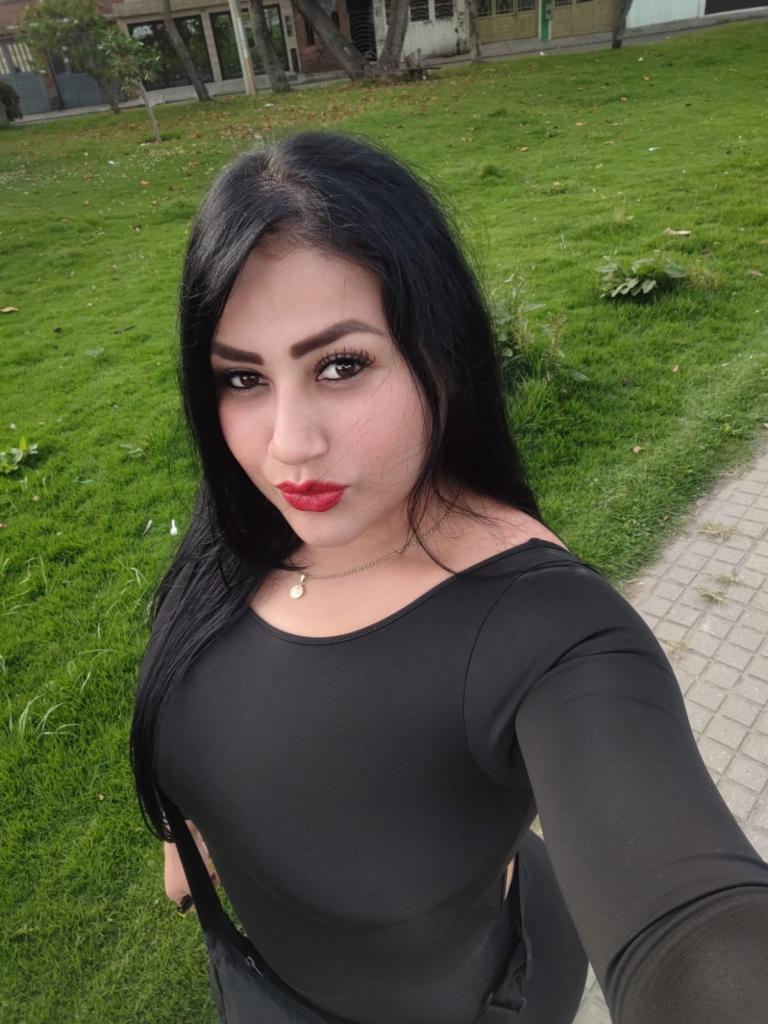 Chica busca chico en Tenerife: 