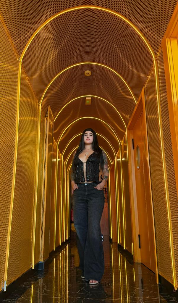 Chica busca chico en Almería: 