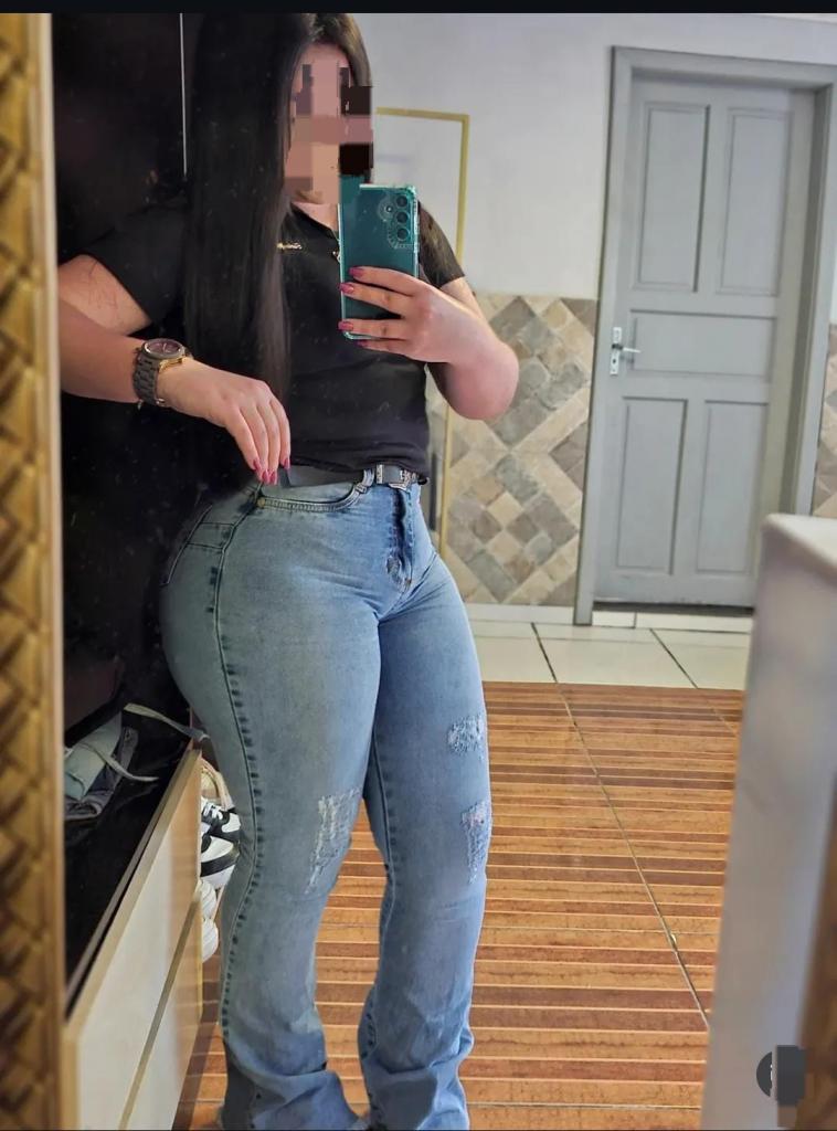 614757956: Chica busca chico en Lugo