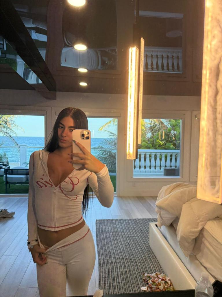 Chica busca chico en Murcia: 