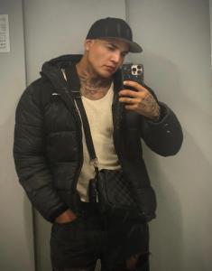 626188945: Chico busca chica en Madrid