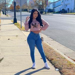 Chica busca chico en Almería: 