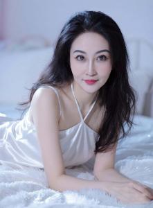 692243559: Chica busca chico en Pontevedra