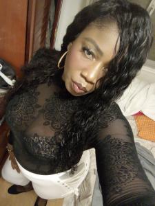 602672147: Chica busca chico en Huesca