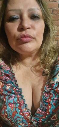 607046007: Chica busca chico en La Coruña