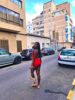 687304703: Transexual en León