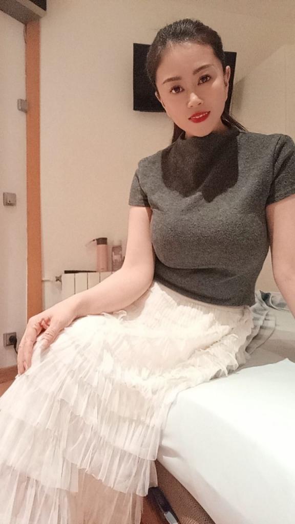 627092286: Chica busca chico en Barcelona