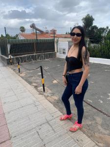 663156807: Chica busca chico en Las Palmas