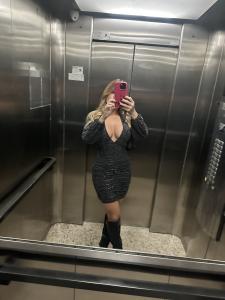 671648158: Chica busca chico en Almería