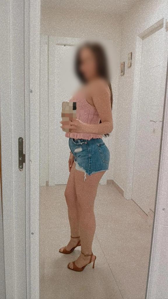 664365951: Chica busca chico en Jaén
