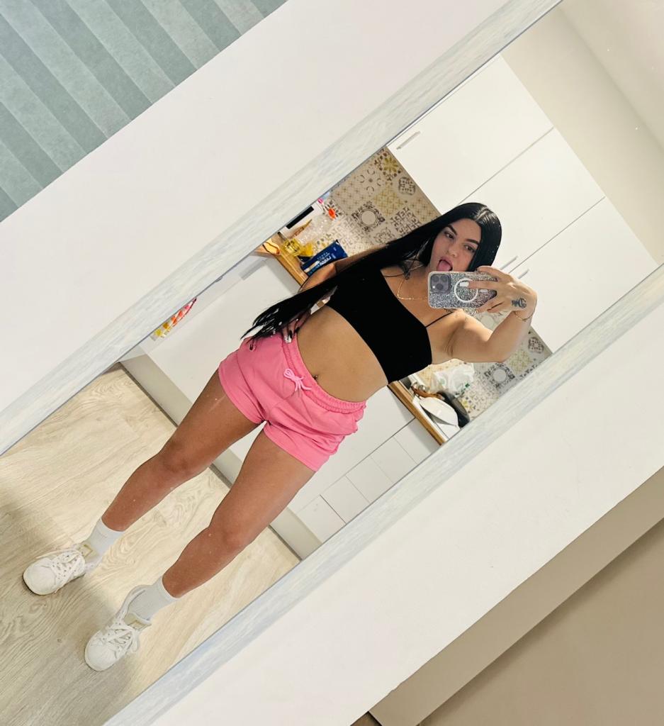 742001310: Chica busca chico en Huelva