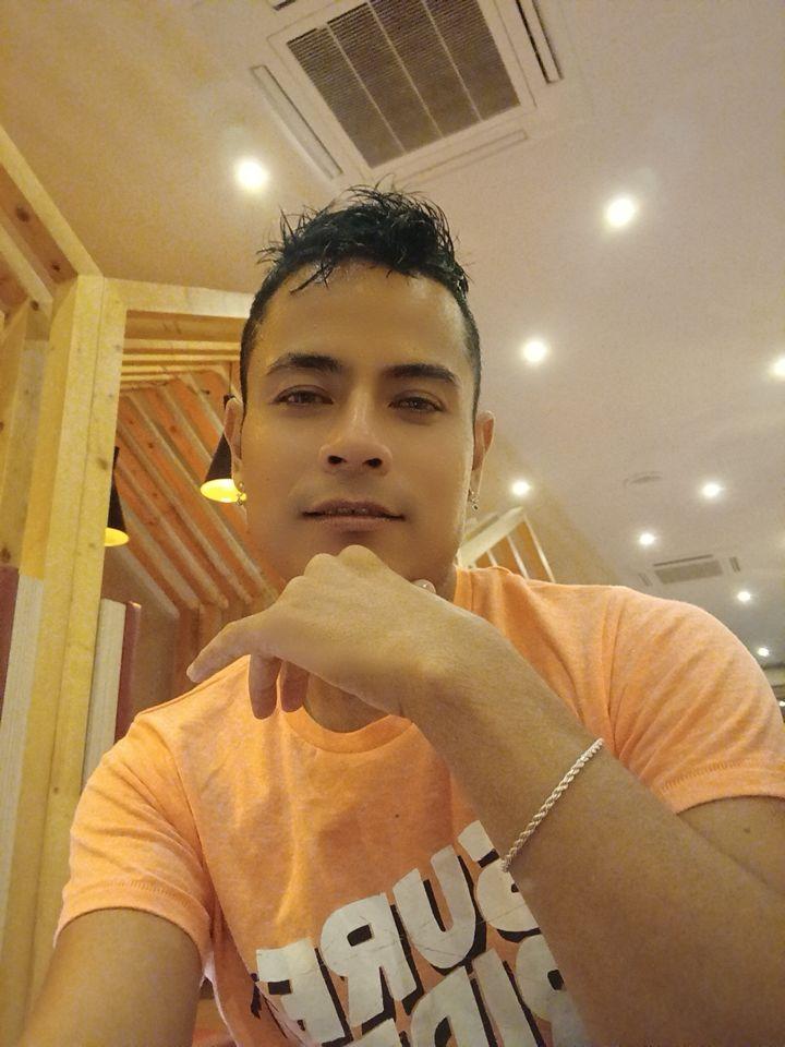 Chico busca chica en Barcelona: 